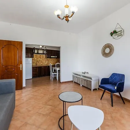 Red House 1&2 By Pikhost Lejlighed Široka