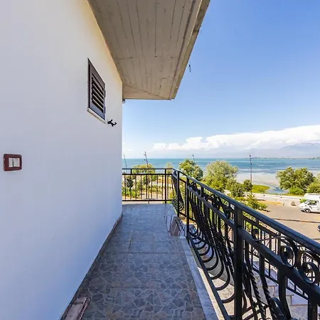 Red House 1&2 By Pikhost *