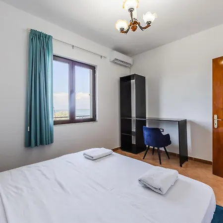 Red House 1&2 By Pikhost *