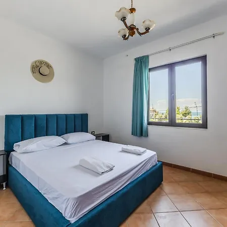 Red House 1&2 By Pikhost * Shirokë