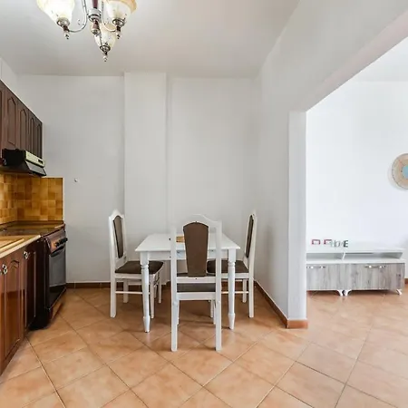 Apartamento Red House 1&2 By Pikhost