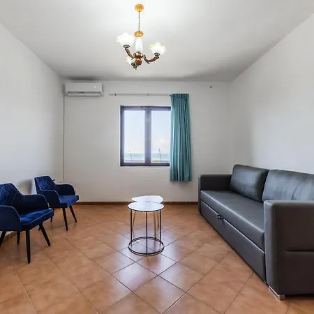 Apartamento Red House 1&2 By Pikhost *