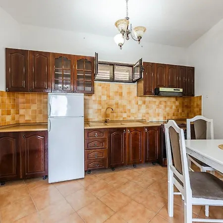 Red House 1&2 By Pikhost * Shirokë