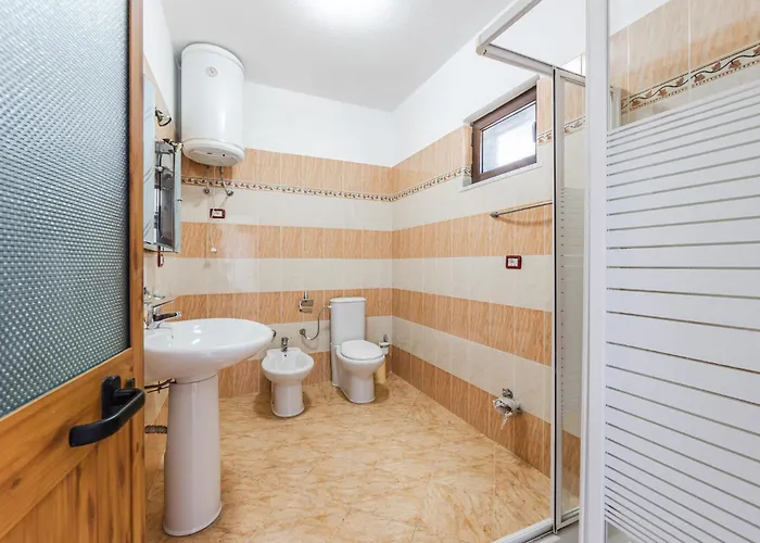 Red House 1&2 By Pikhost *