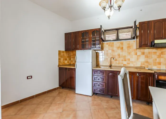 Apartmán Red House 1&2 By Pikhost Široka